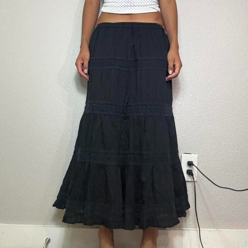 Y2k BLACK TIERED MIDI SKIRT